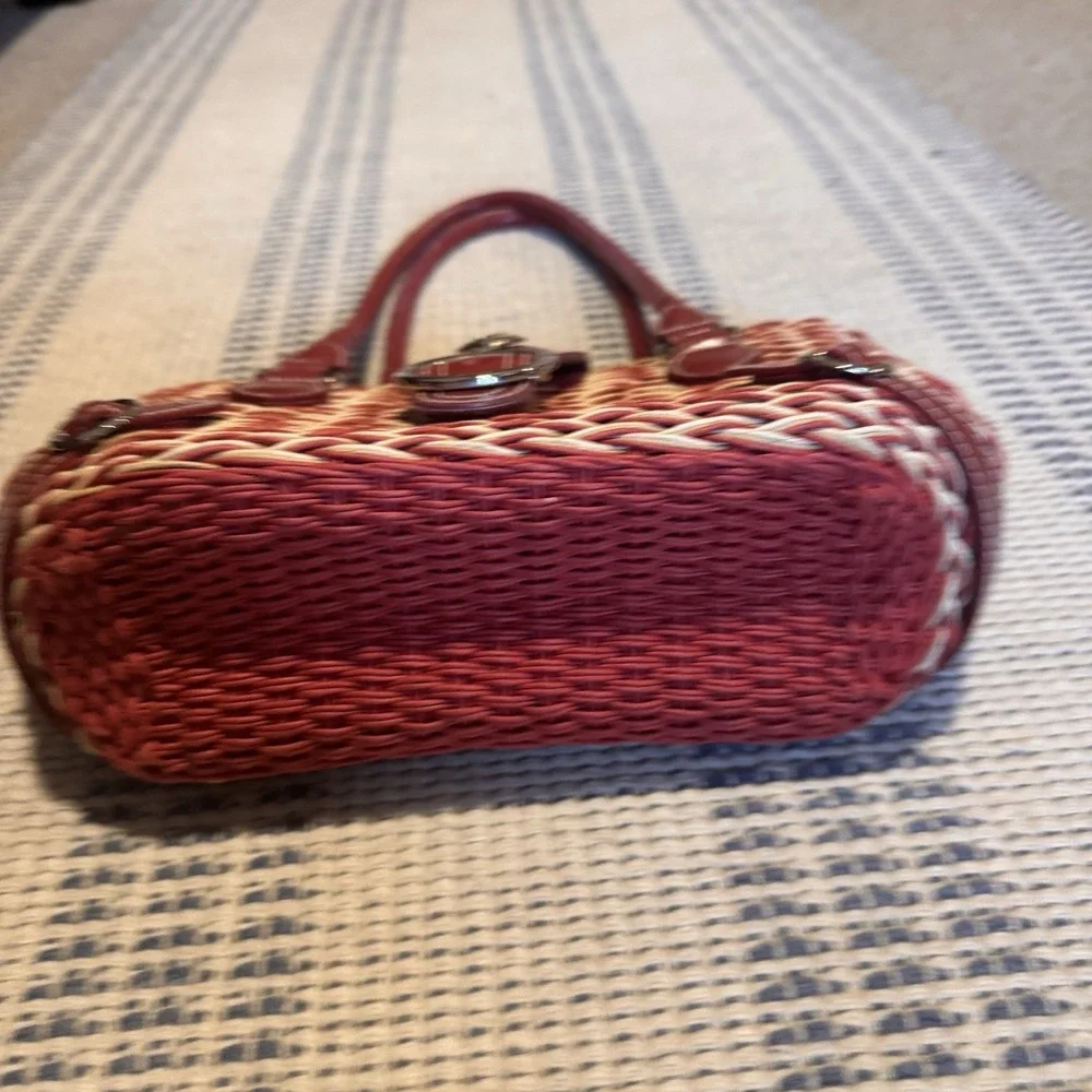 Brighton Wicker Purse With Leather Straps, Zipper Top & Magnetic Leather Flap - Picture 3 of 11